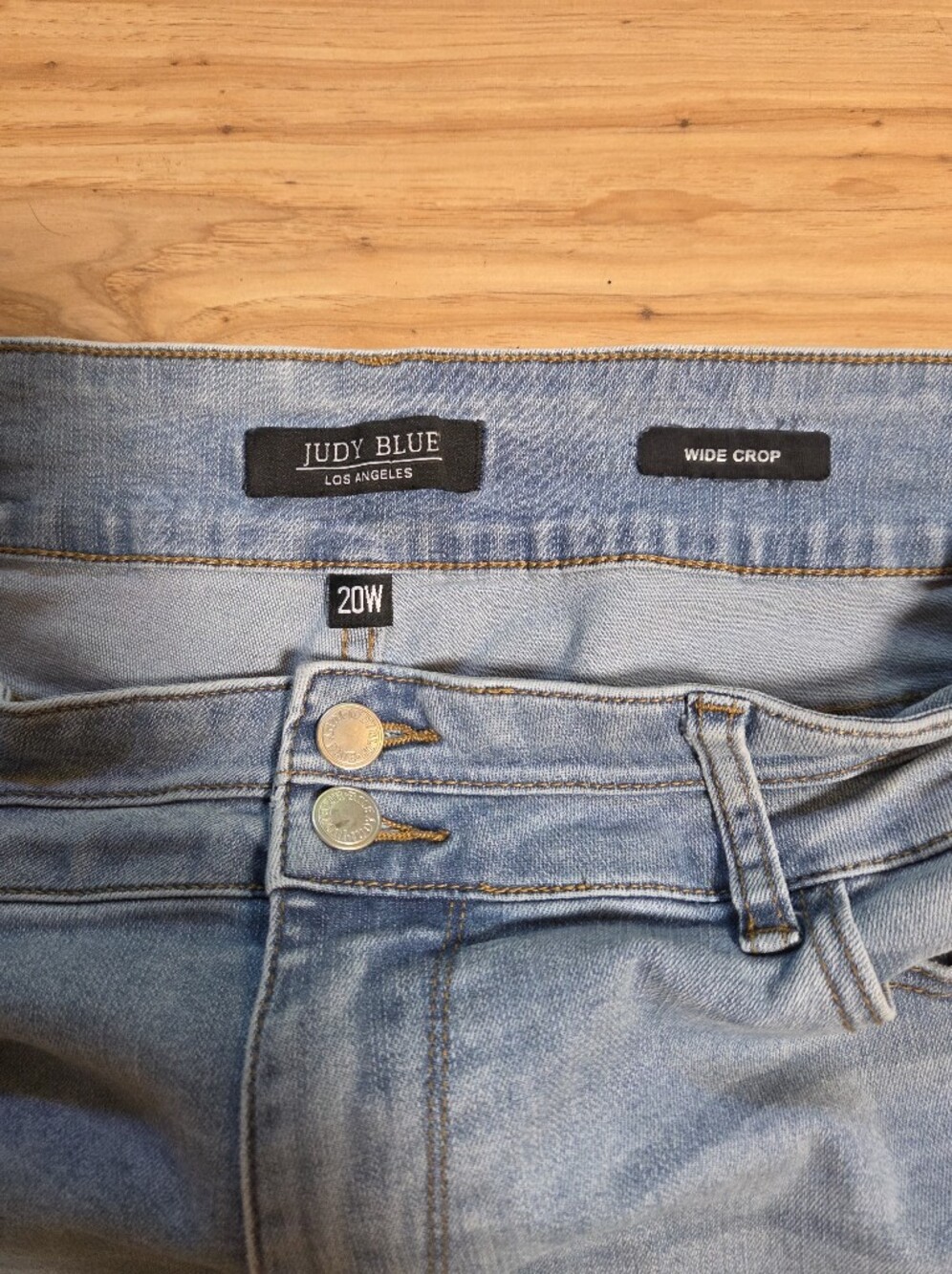 Judy Blue Wide Leg Crop Jeans Womens 20W Light Blue Stretch Denim - Picture 4 of 8